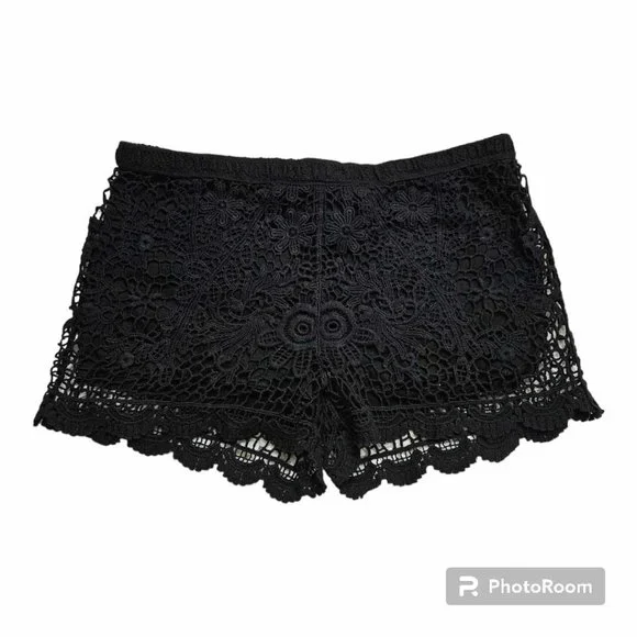 Juniors dizzylizzy Black Lace Shorts Size Large - Picture 2 of 9
